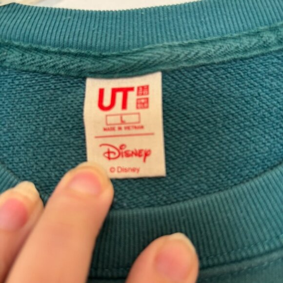 Uniqlo Disney Donald Duck Crewneck Sweatshirt - Picture 3 of 5